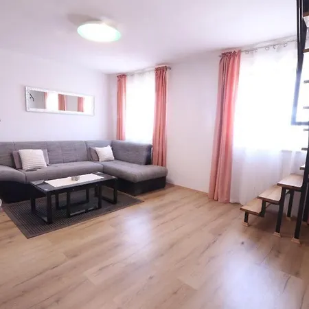 Apartment Bella Vista With A Sea View