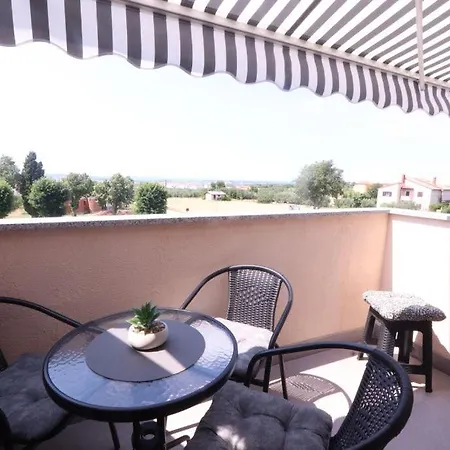 Bella Vista With A Sea View Apartment *