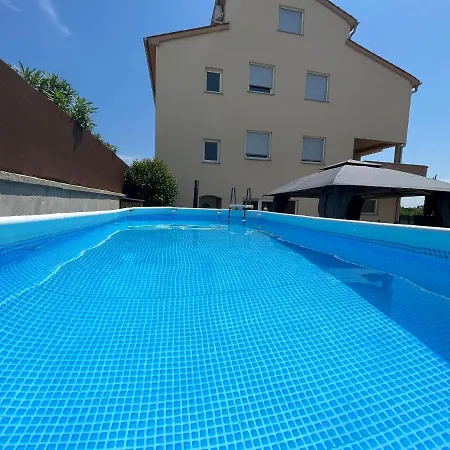 Apartment Bella Vista With A Sea View